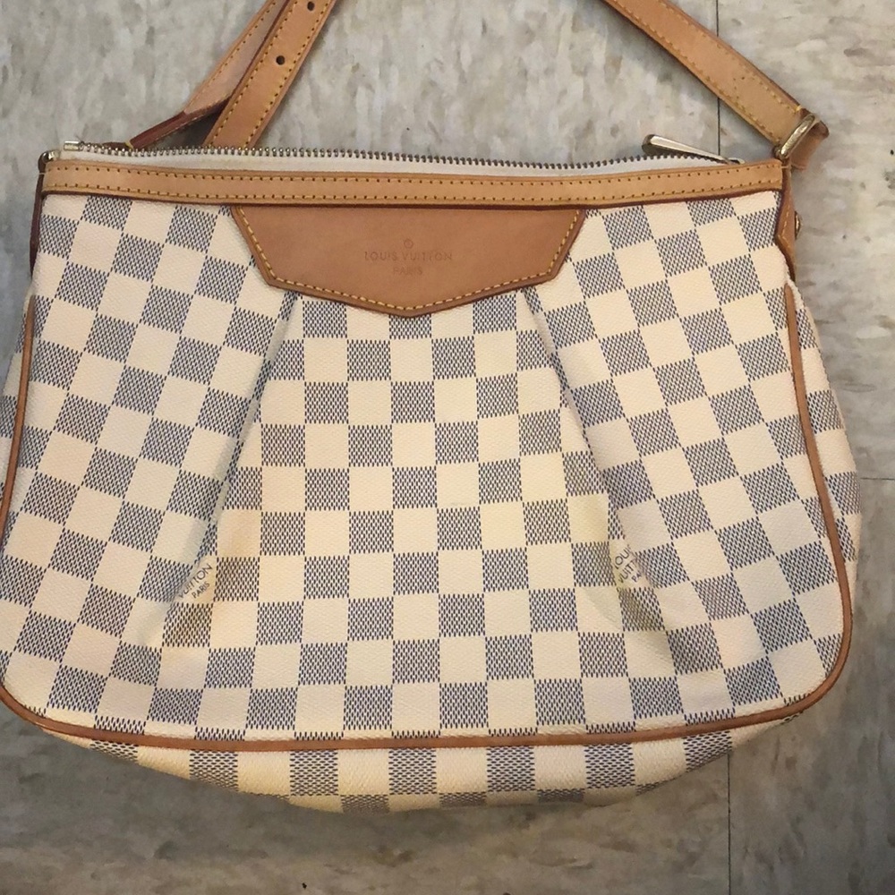Louis Vuitton bag